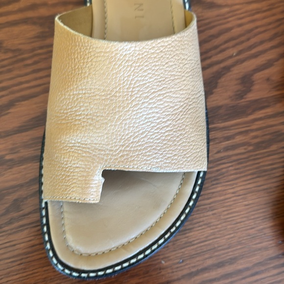 Gianni Bini-Tan Slides-Leather-SZ 9M - Picture 3 of 5
